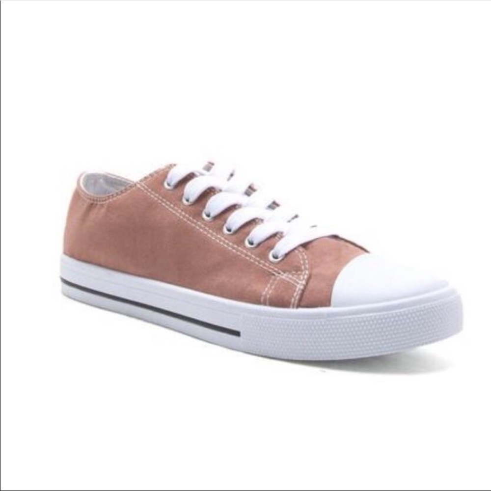 Mauve Low Cut Sneakers